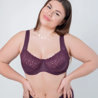 Поддерживающий бюстгальтер на косточках с широкими бретелями