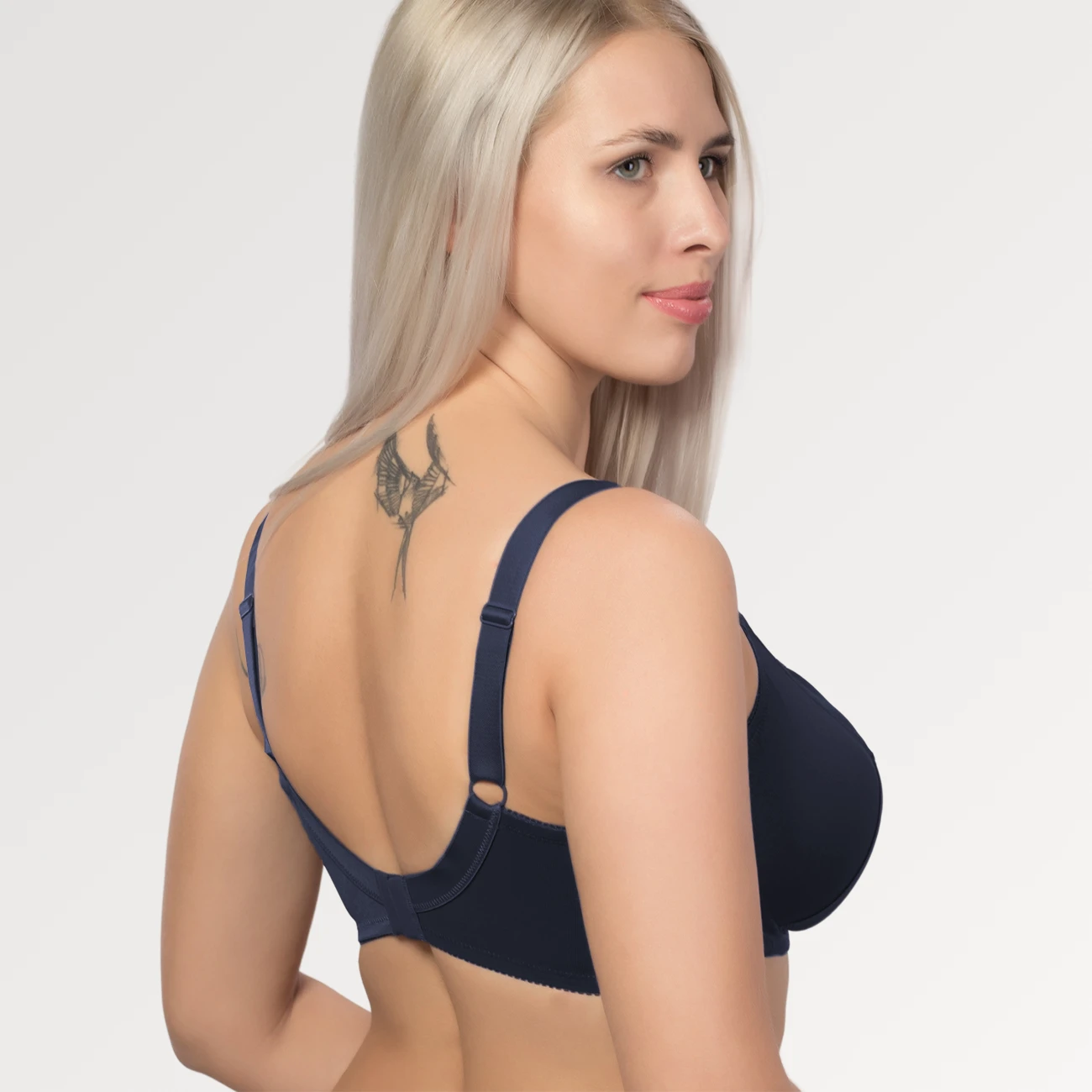 Олар əйелді трахает, ал күйеуі сперматозоидты жалайды.